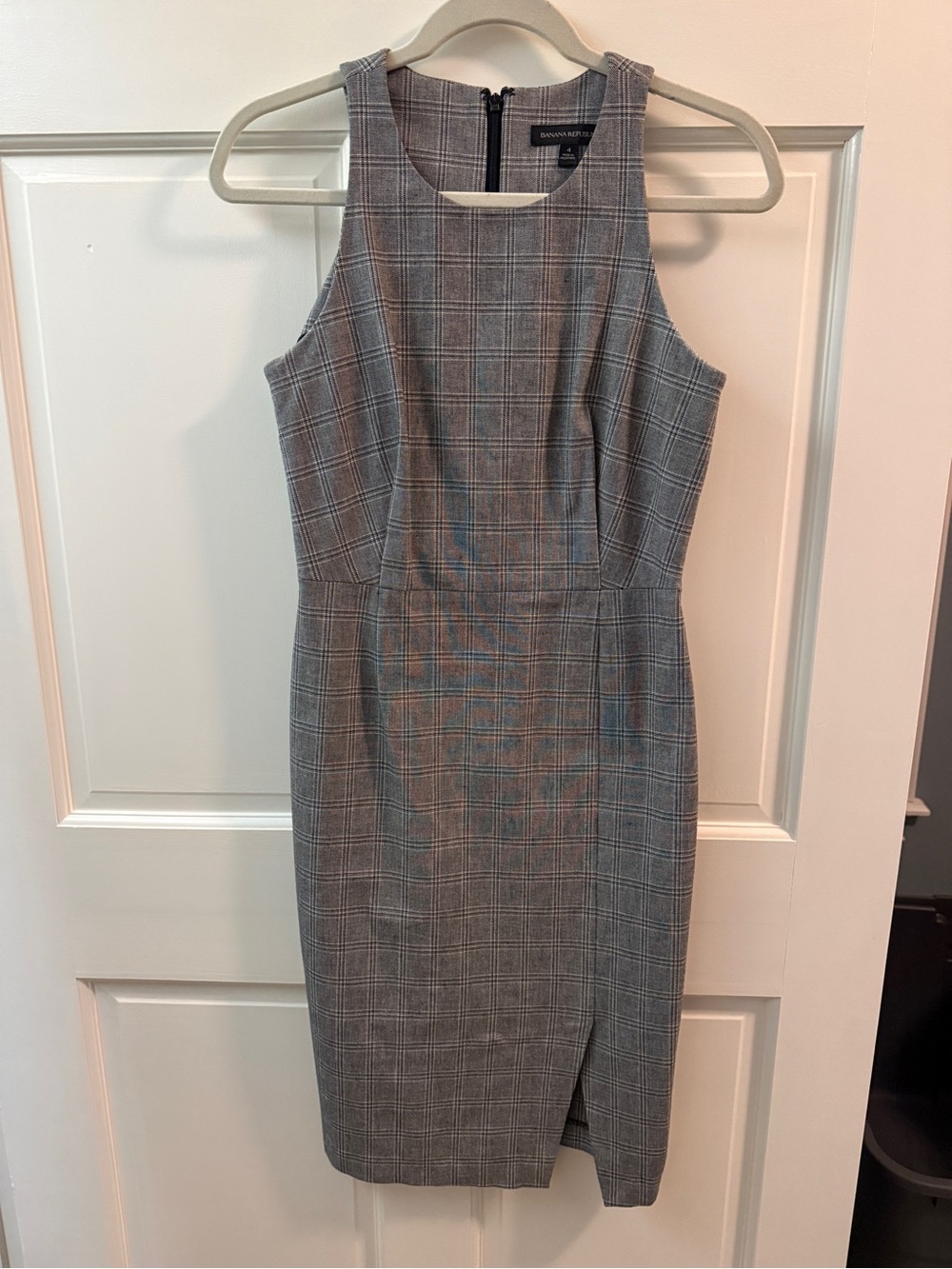 Banana Republic Gray Plaid Sheath Dress